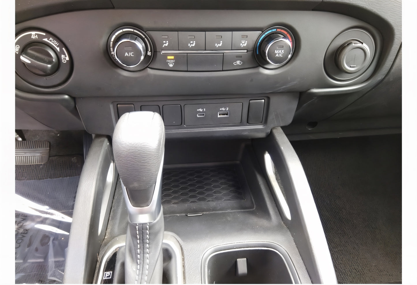 Nissan Frontier SUV Crew Cab 4x4 Automático 2023